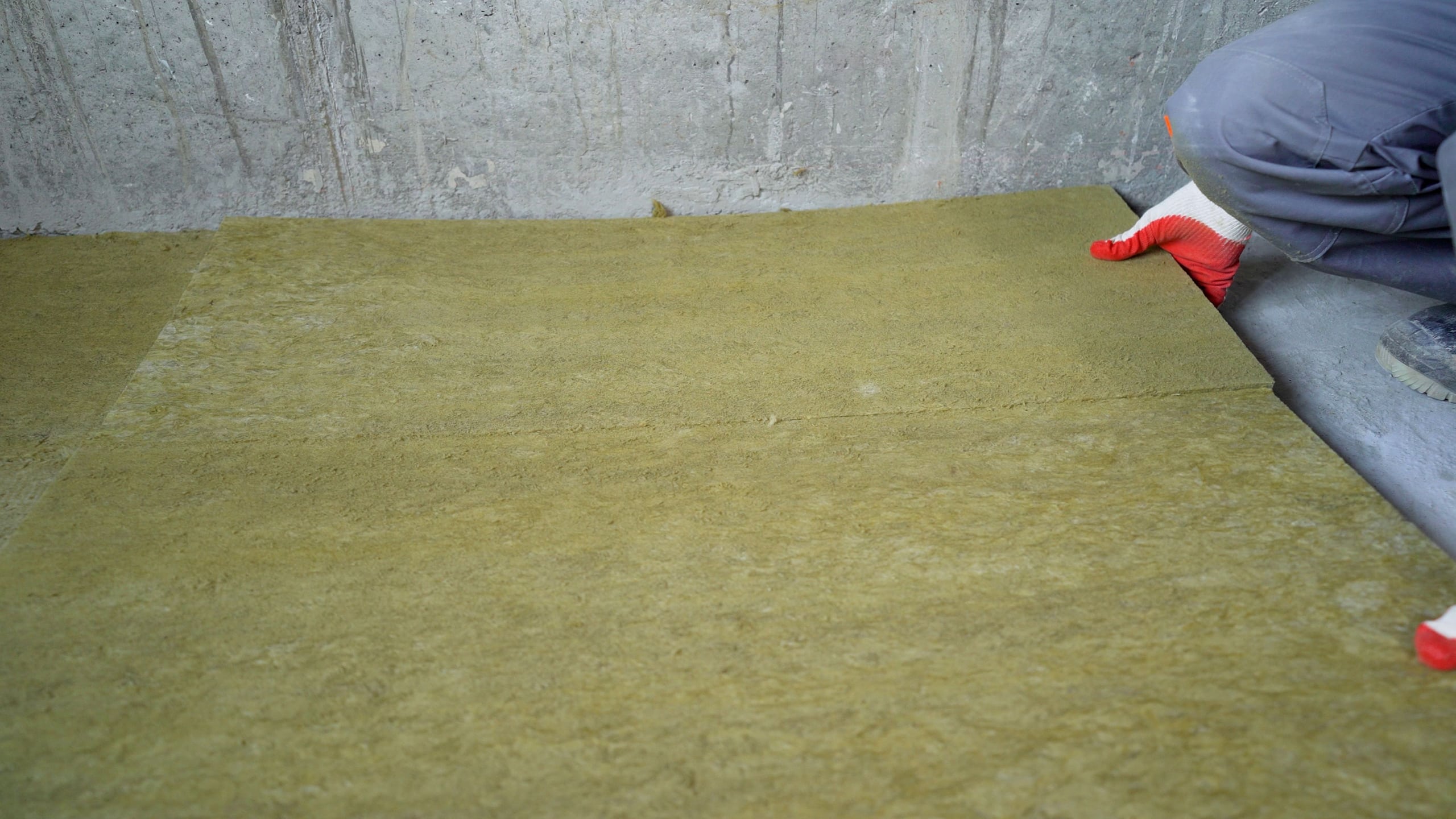 Soundproof Floor: How Luxury Vinyl Flooring Improves Your Home's Acoustics
